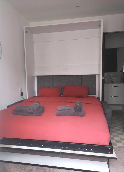 Chambre 2 Pas Du Centre-Ville Gisors Eksteriør billede